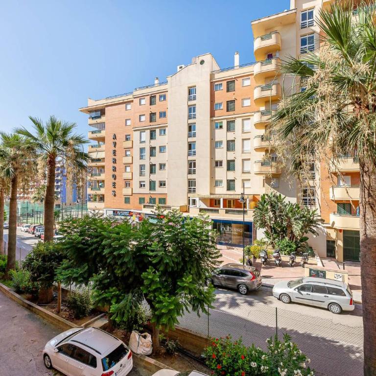 Spacious apartment with Pool, 3 min from the BEACH - Two-Bedroom Apartment - 18