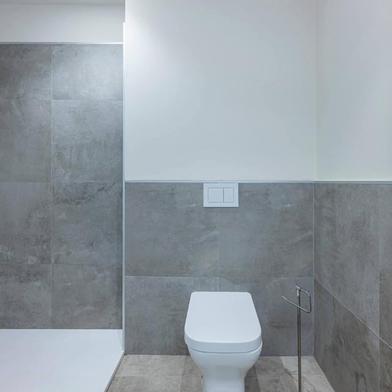 Modern Flat with 2 Bedrooms, Terrace, and Pool in Cala de Mijas - Apartamento de 2 dormitorios - 50