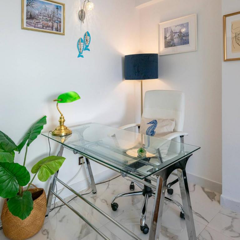 Modern 1 Bedroom Apartment, Steps from the Sea & Downtown - Apartamento de 1 dormitorio con terraza - 37