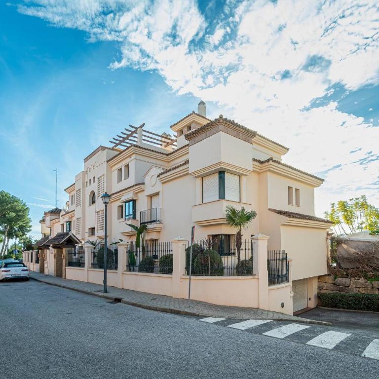 Renovated in 2024 - Apartment with Pool and Parking - Apartamento de 2 dormitorios - 4