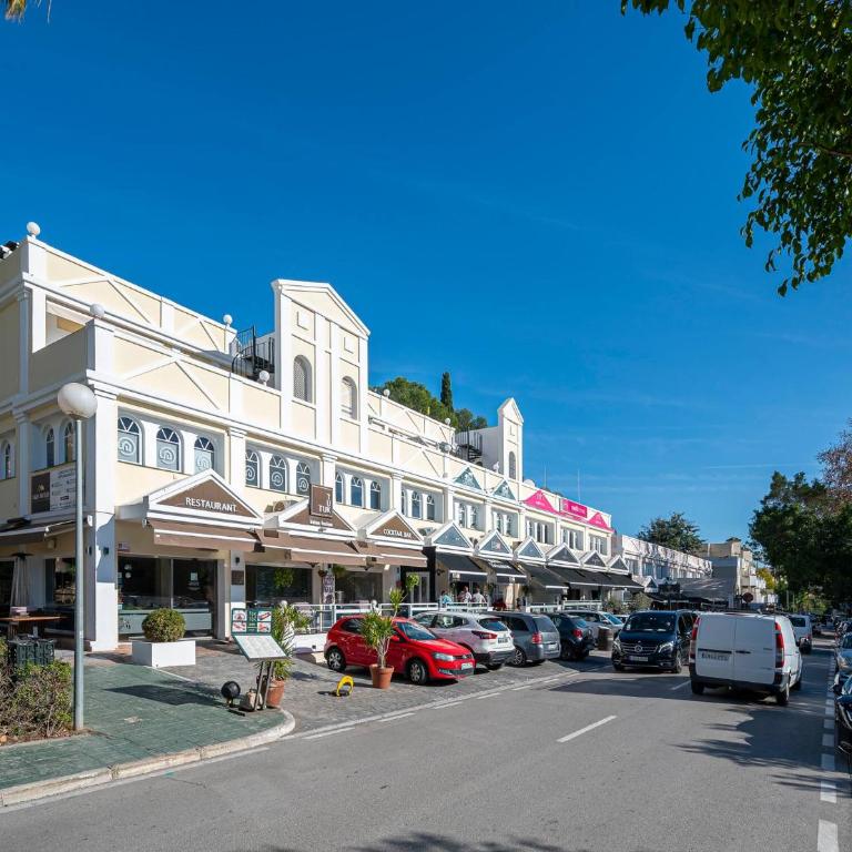Renovated in 2024 - Apartment with Pool and Parking - Apartamento de 2 dormitorios - 30