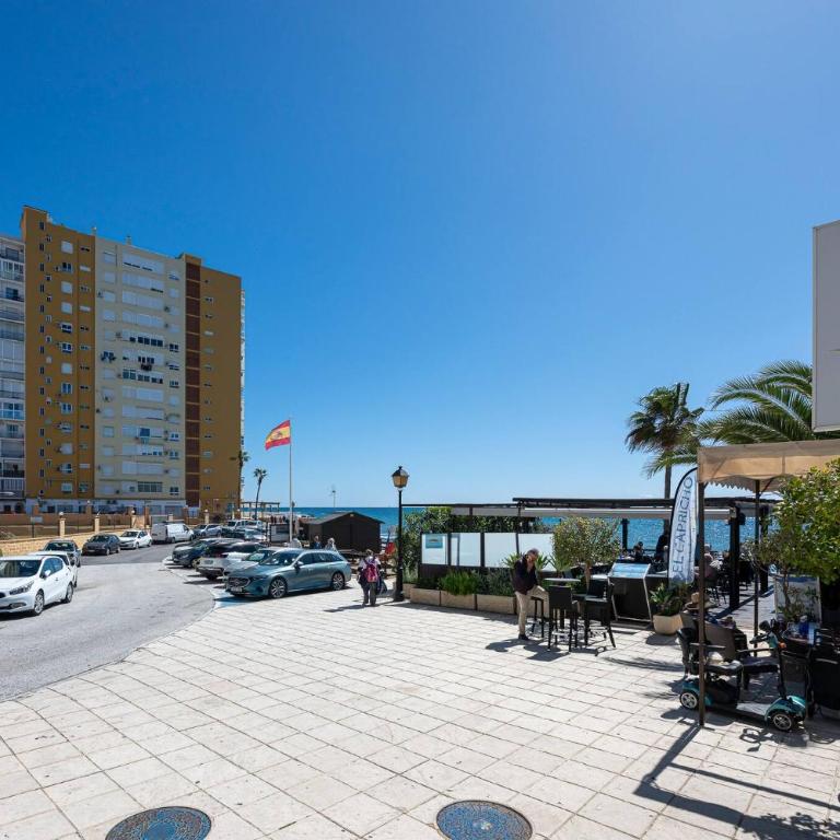 Marvellous 1 Bedroom Beachfront Flat with Parking and Pool - Apartamento de 1 dormitorio con vistas al océano - 29