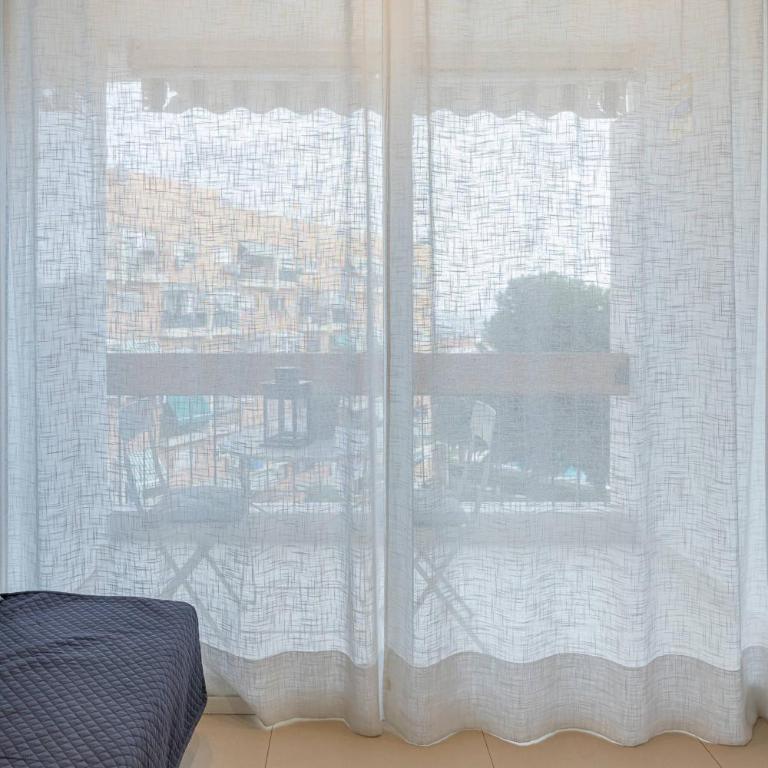 Bright Apartment Close to the Sea - One-Bedroom Apartment - 10
