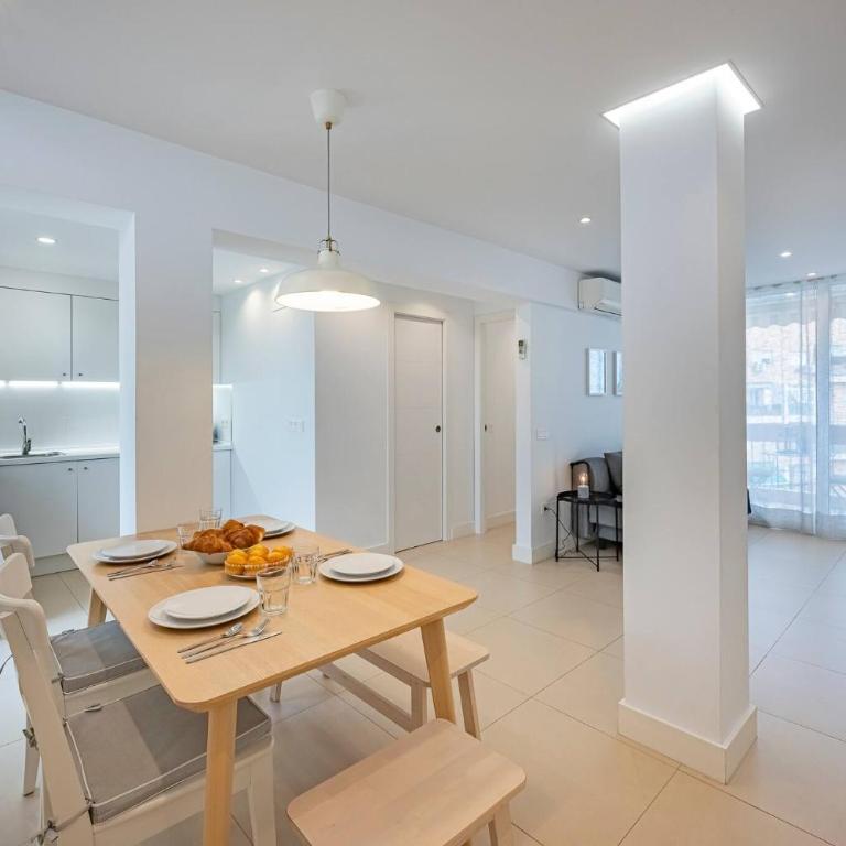 Bright Apartment Close to the Sea - One-Bedroom Apartment - 15