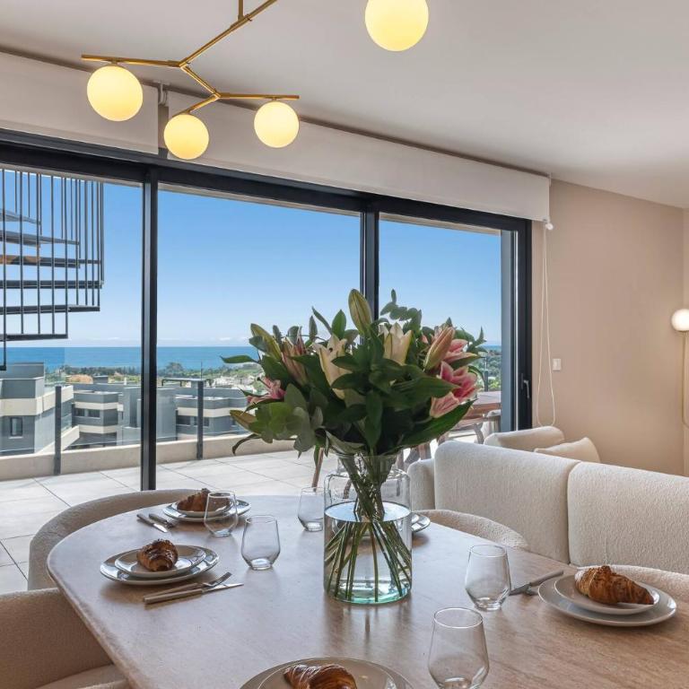 Fancy and Minimalist Flat in Estepona l Sea views - Three-Bedroom Apartment - 6
