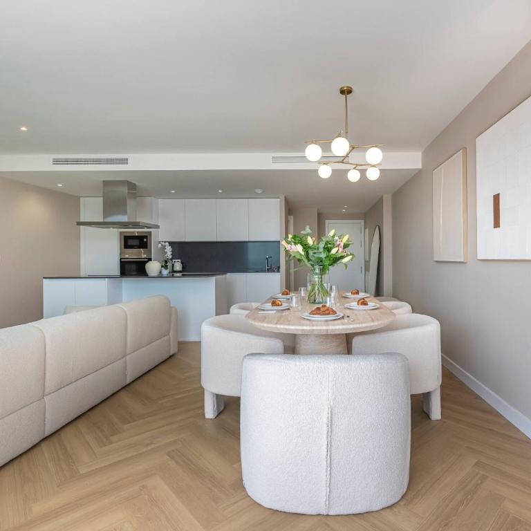 Fancy and Minimalist Flat in Estepona l Sea views - Three-Bedroom Apartment - 11