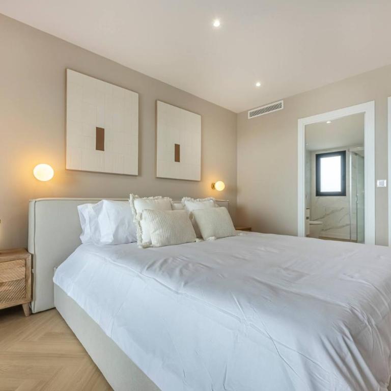 Fancy and Minimalist Flat in Estepona l Sea views - Three-Bedroom Apartment - 21