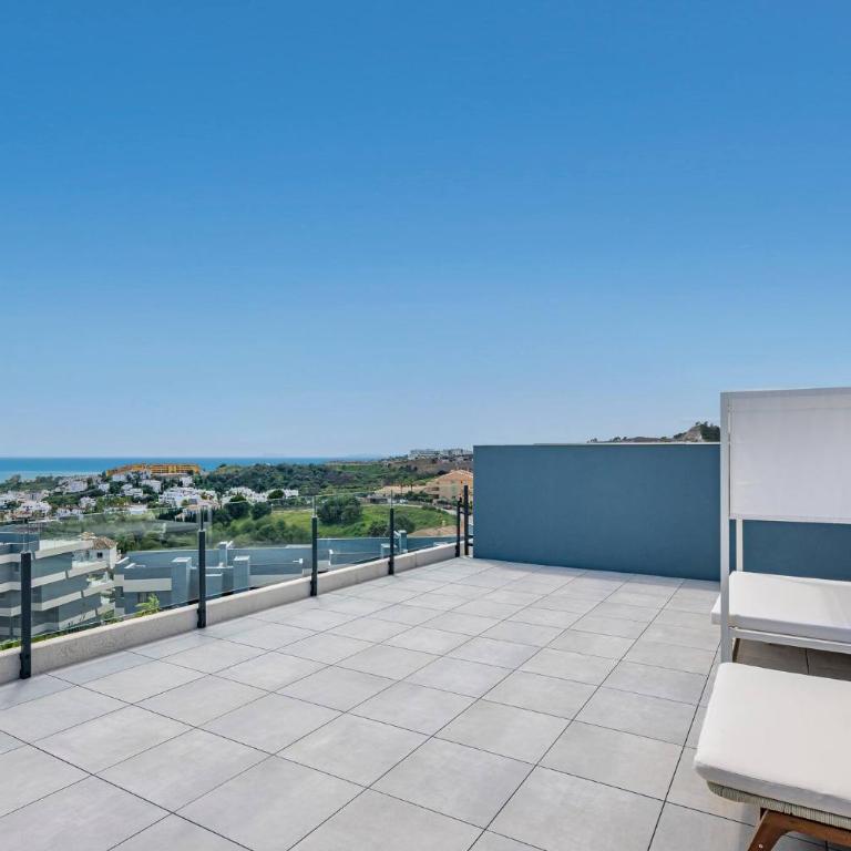 Fancy and Minimalist Flat in Estepona l Sea views - Three-Bedroom Apartment - 51
