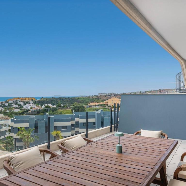 Fancy and Minimalist Flat in Estepona l Sea views - Three-Bedroom Apartment - 58