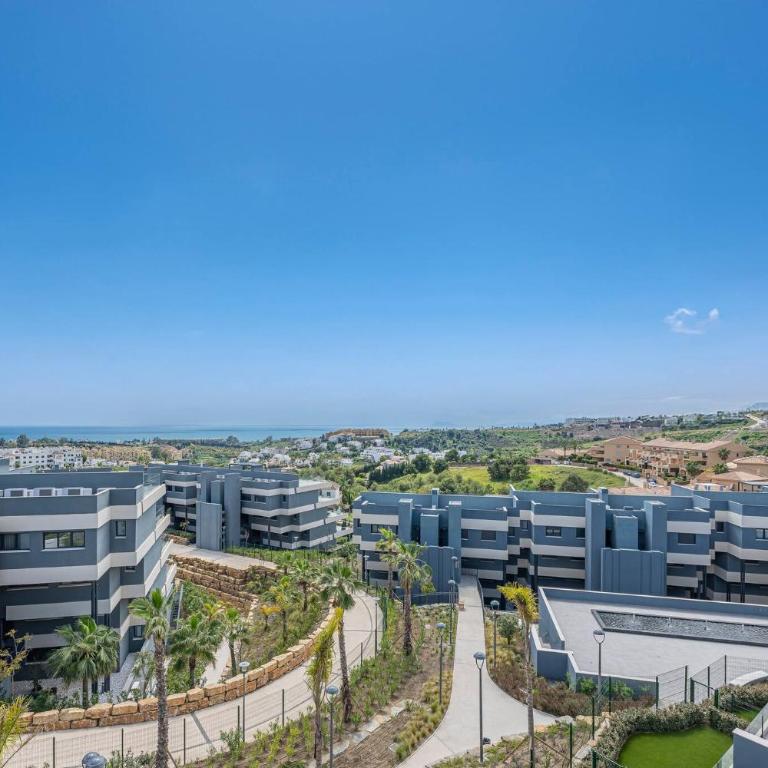 Fancy and Minimalist Flat in Estepona l Sea views - Three-Bedroom Apartment - 65