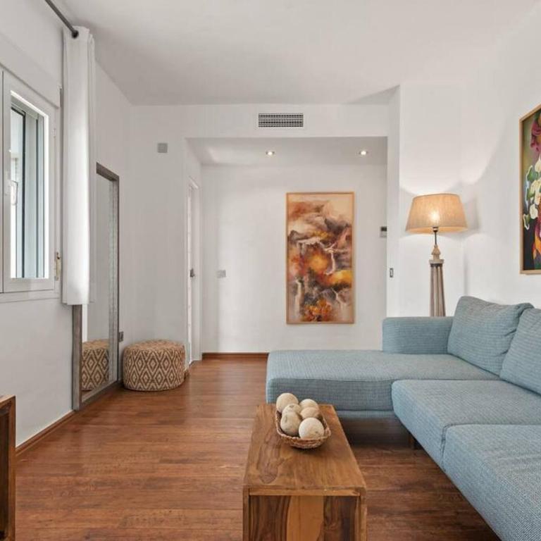 Gorgeous 3 Br Apart with Sea Views, Pool - Three-Bedroom Apartment - 7