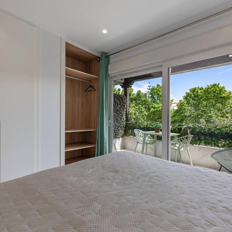 Studio with Sea Views, Pool, Parking and Tennis Court - One-Bedroom Apartment - 24