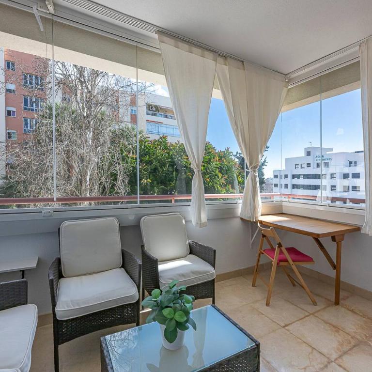 Elegant Apartment, Steps from the Sea with Parking Included - Two-Bedroom Apartment - 7
