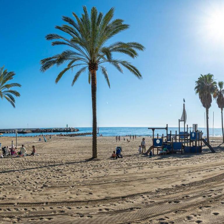 Elegant Apartment, Steps from the Sea with Parking Included - Two-Bedroom Apartment - 66