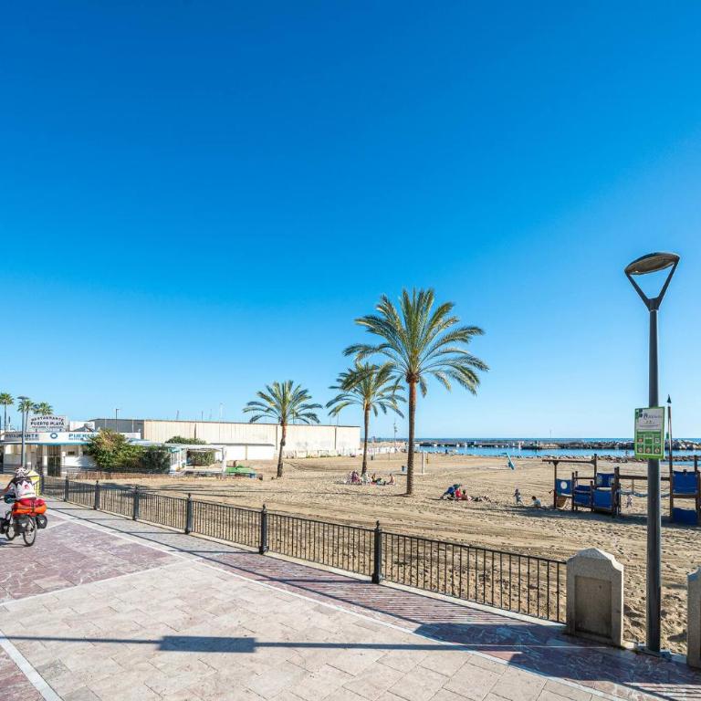 Elegant Apartment, Steps from the Sea with Parking Included - Two-Bedroom Apartment - 67