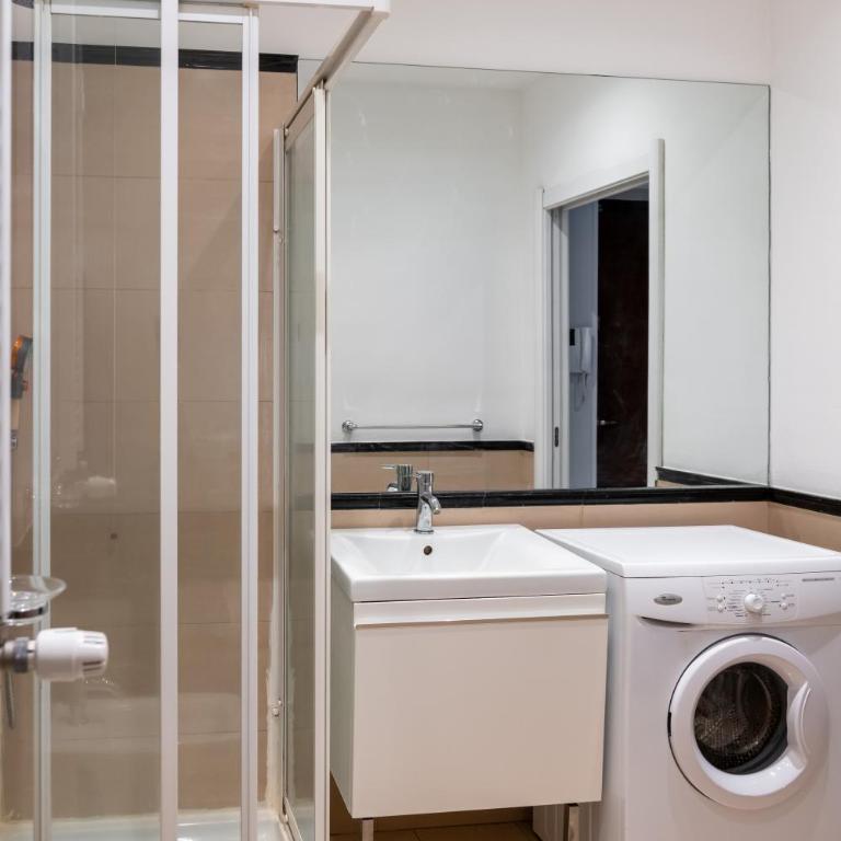 Studio via Macchi - Appartamento con 1 Camera da Letto - 8