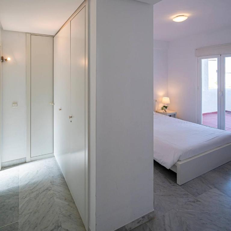 Townhouse w/ Swimming Pool and Underground Parking - Casa de 3 dormitorios - 33