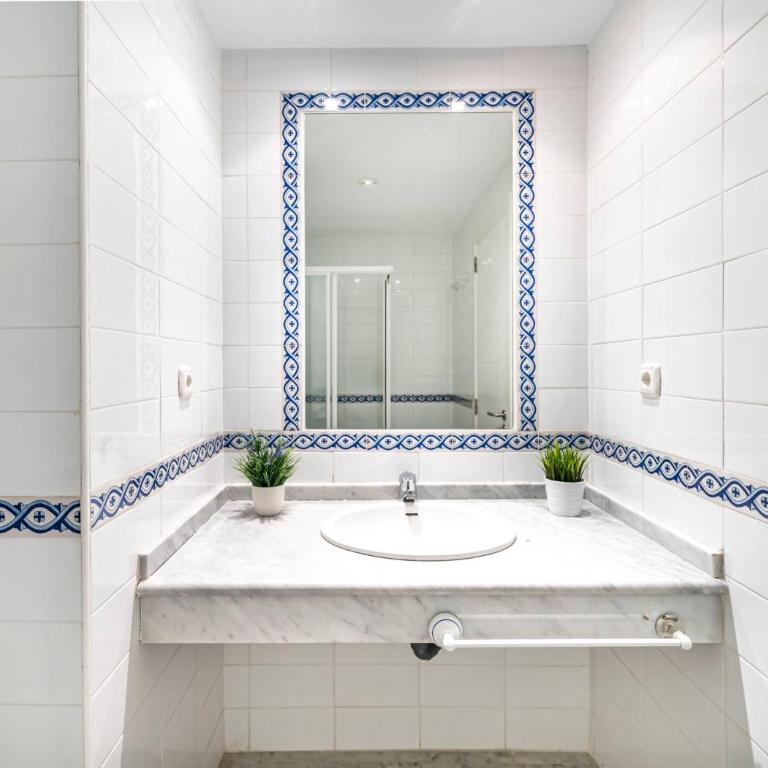 Townhouse w/ Swimming Pool and Underground Parking - Casa de 3 dormitorios - 39