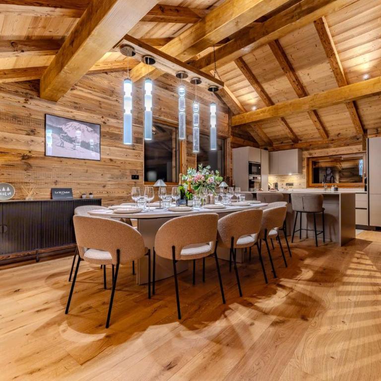 Luxurious Chalet with Sauna & Jacuzzi in Megeve with Parking - Chalet - 9