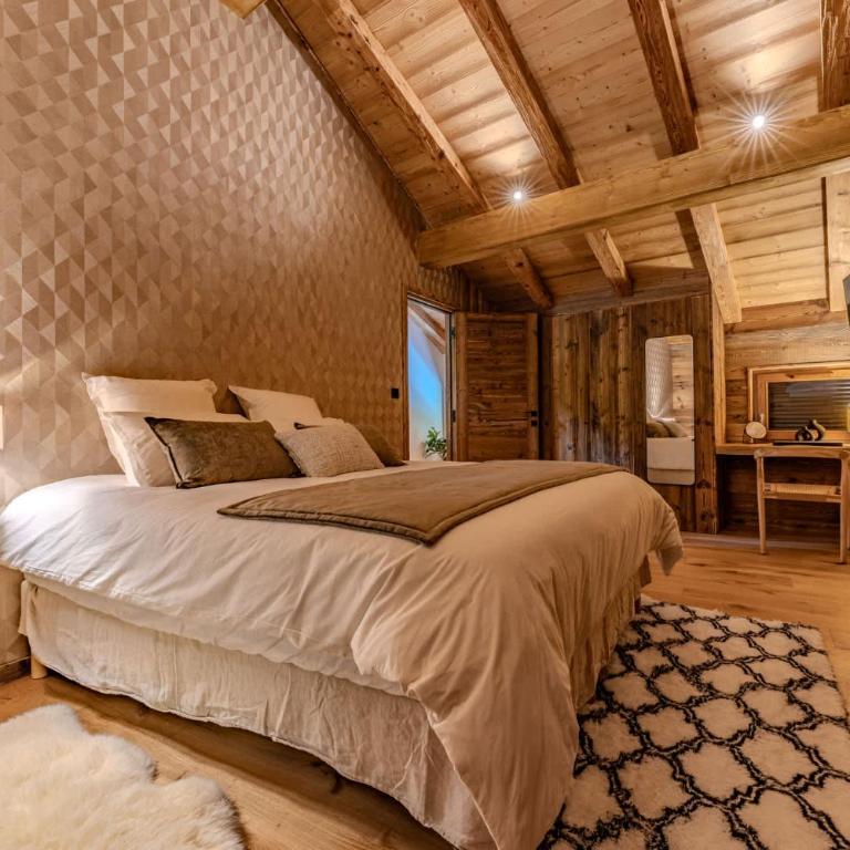 Luxurious Chalet with Sauna & Jacuzzi in Megeve with Parking - Chalet - 8