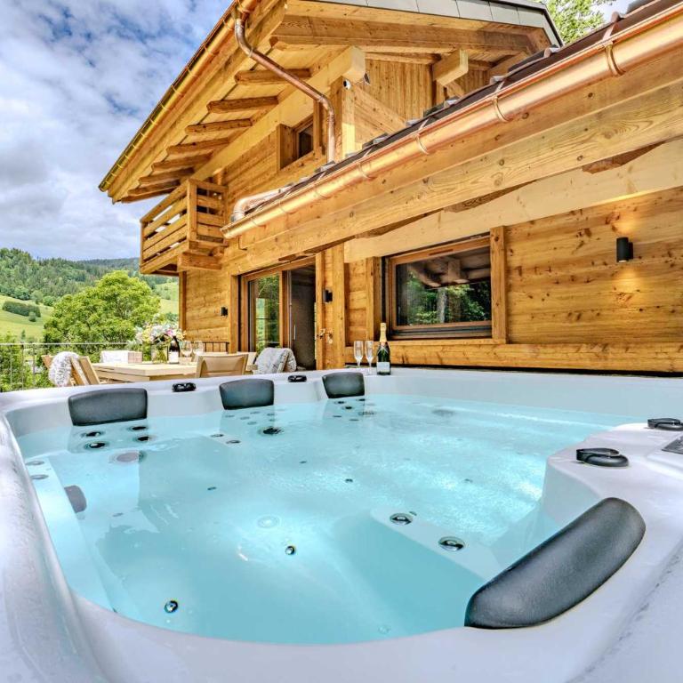 Luxurious Chalet with Sauna & Jacuzzi in Megeve with Parking - Chalet - 30