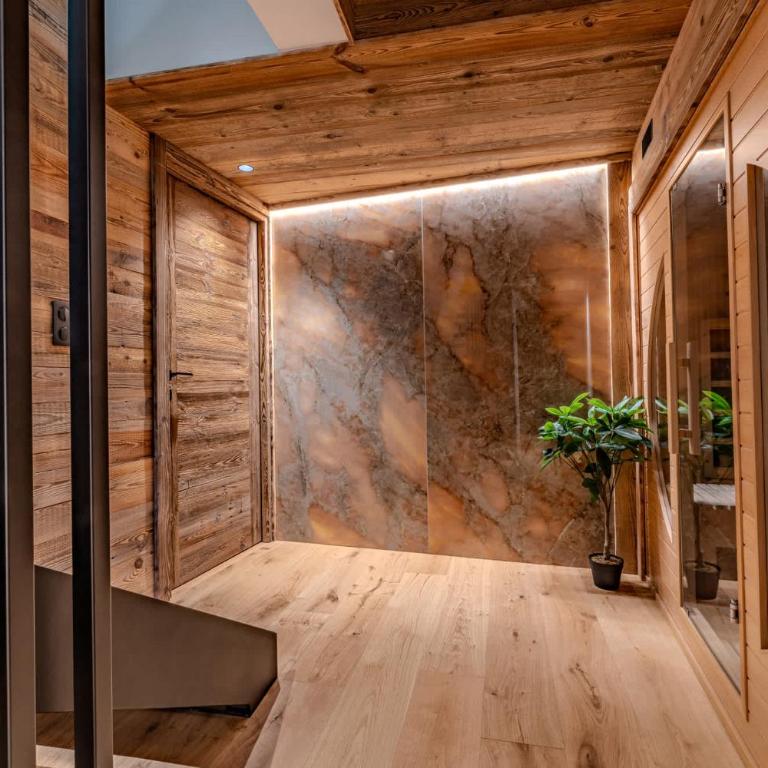 Luxurious Chalet with Sauna & Jacuzzi in Megeve with Parking - Chalet - 39