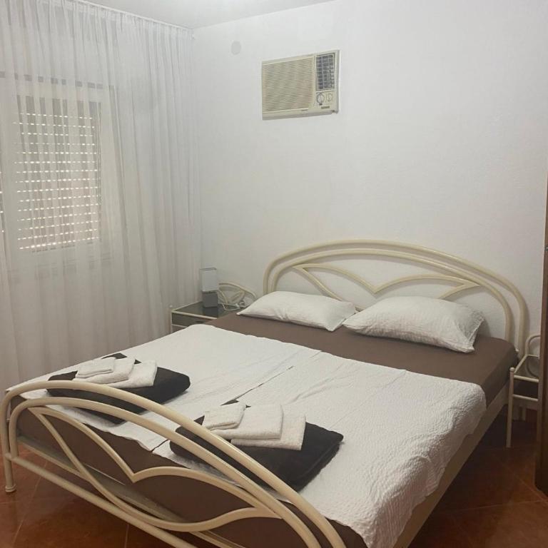 Apartment Dorada - Two-Bedroom Apartment - 10