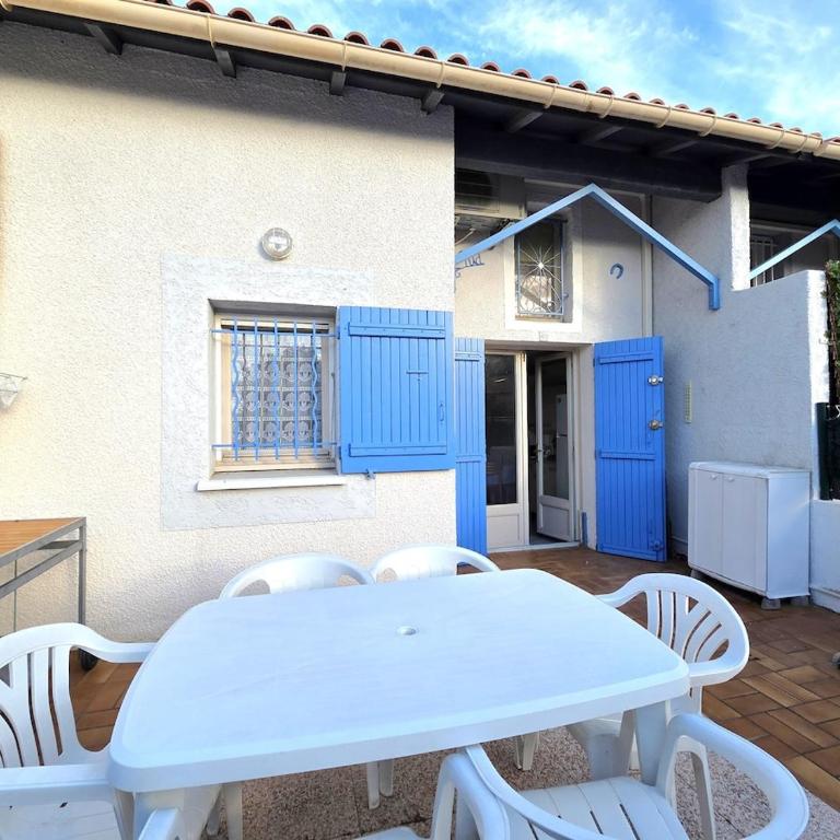 Maisonnette 3 chambres - Cosy avec terrasse et parking - Maison 3 Chambres - 17