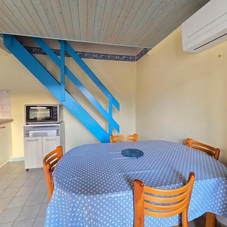 Maisonnette 3 chambres - Cosy avec terrasse et parking - Maison 3 Chambres - 6
