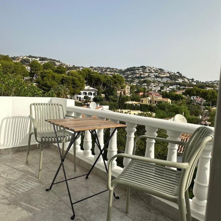 Beautiful house in Moraira with shared pool - Three-Bedroom House - 7