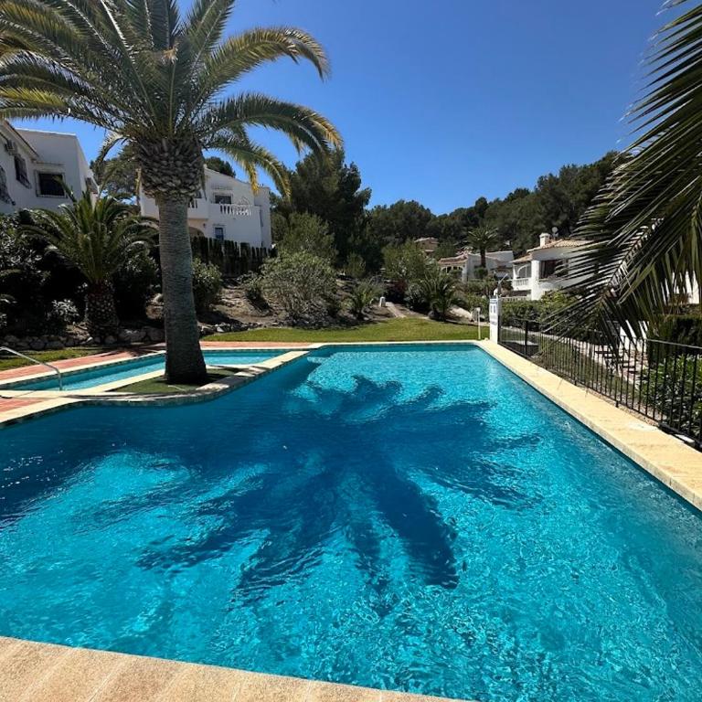 Beautiful house in Moraira with shared pool - Three-Bedroom House - 22