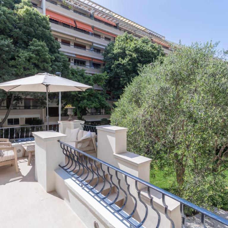 REF 2177- Exceptional Villa in the Heart of Cannes 5mins from La Croisette - Villa - 25