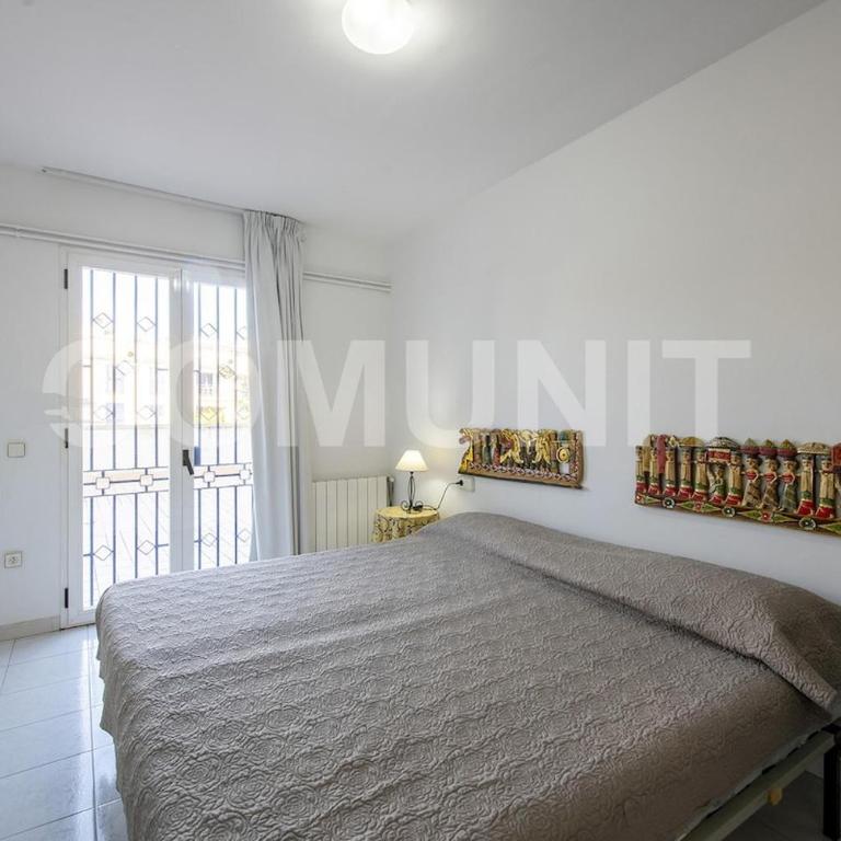 Apartamento con piscina y aparcamiento en Playa de Aro - Apartamento de 3 dormitorios - 16
