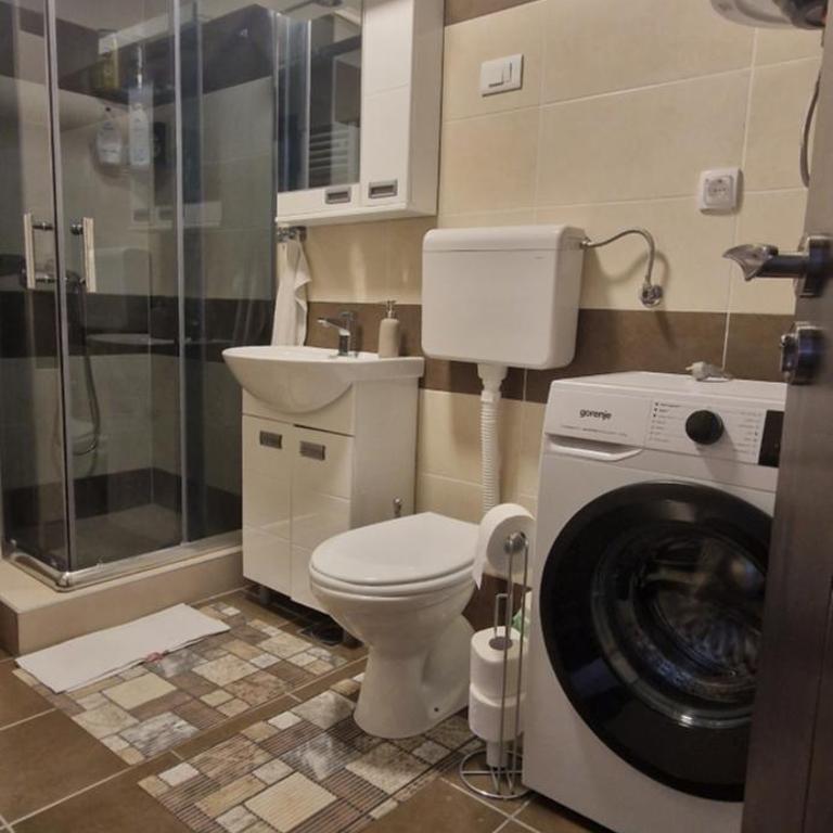 ETA Apartments - Apartment - 22