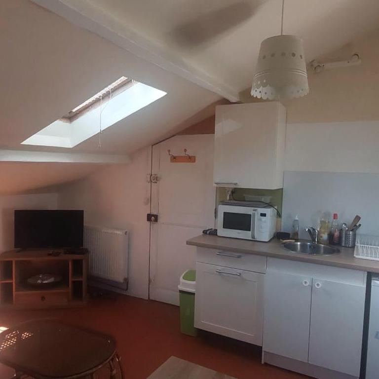 Beautiful apartment in Provençal residence with garden and WiFi - Appartement 2 Chambres - 7
