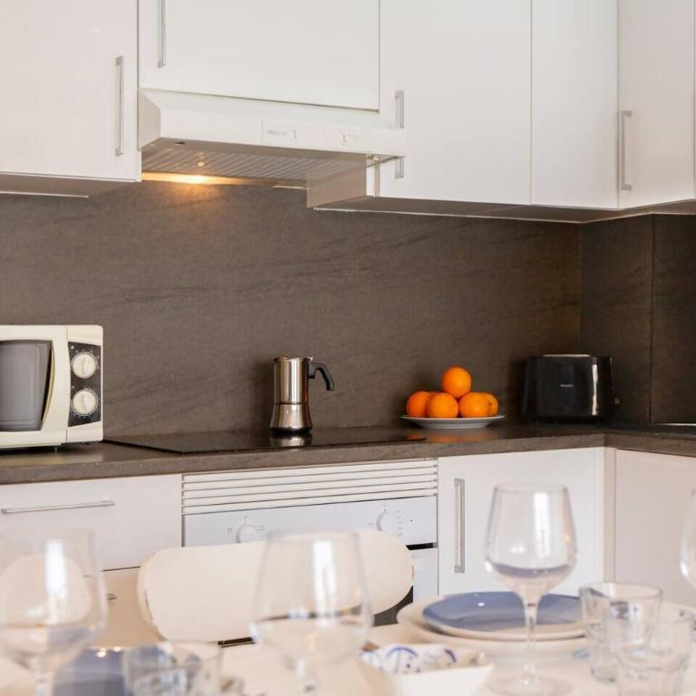 Unbeatable Location Fuengirola - Apartamento de 1 dormitorio - 15
