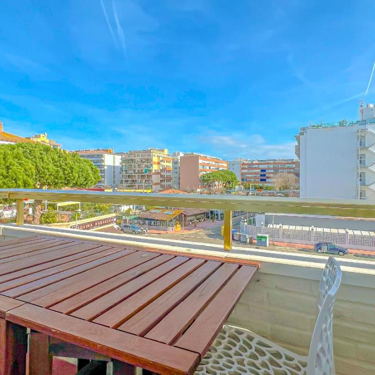 Vivalidays Jocelyne - Fenals - LLoret de Mar - Apartamento de 1 dormitorio con balcón - 4