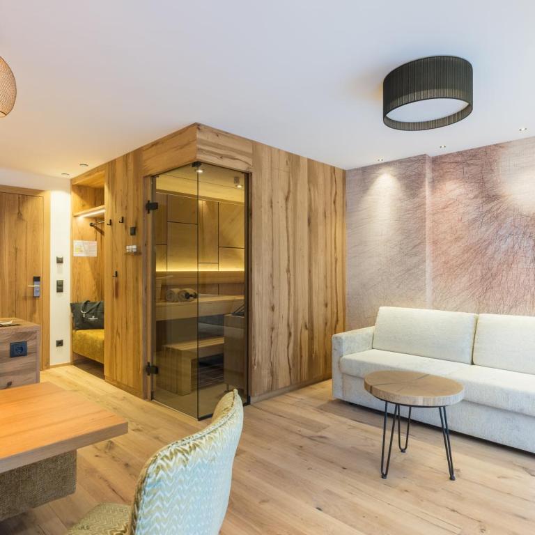 Ferienhotel Sonnenhof - Suite mit Sauna - 1