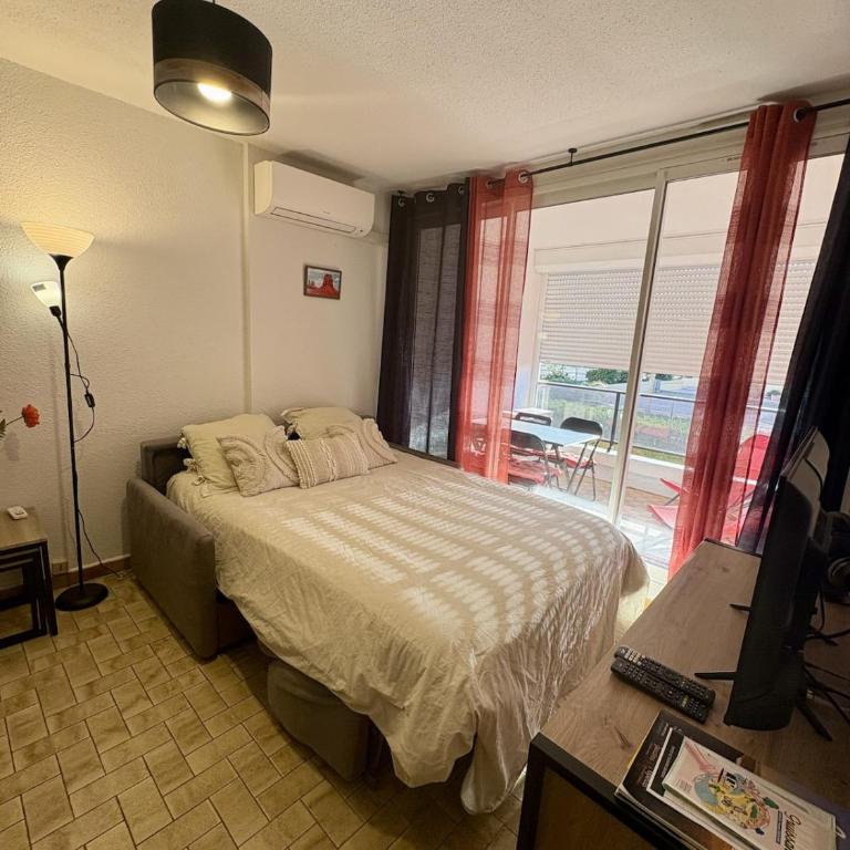 Studio sur le port avec piscine & terrasse - Studio with Terrace - 2