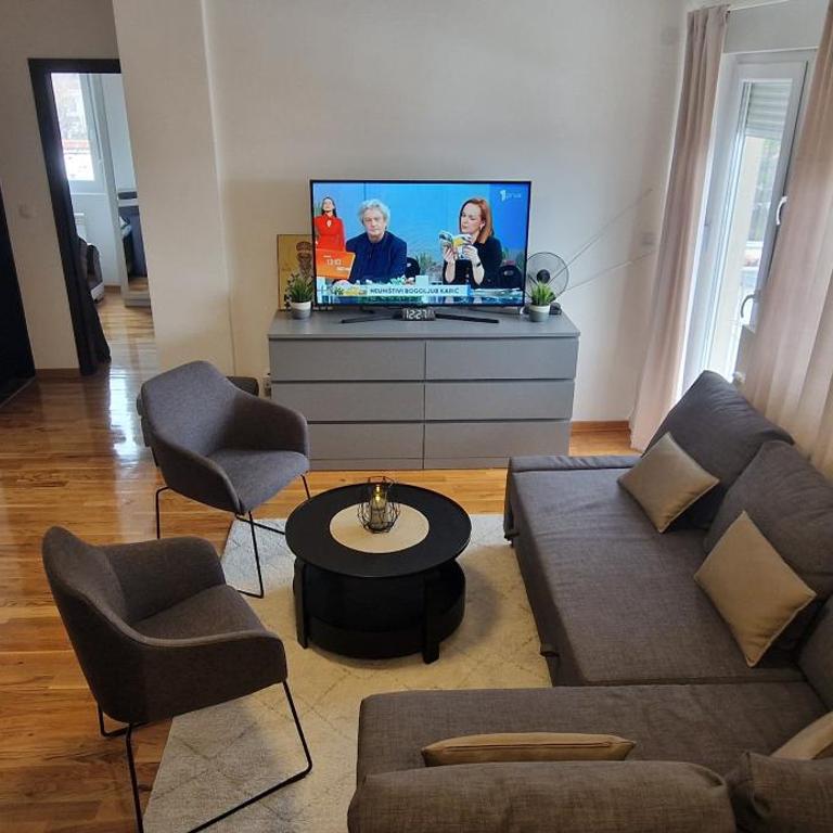 ETA Apartments - Apartment - 12