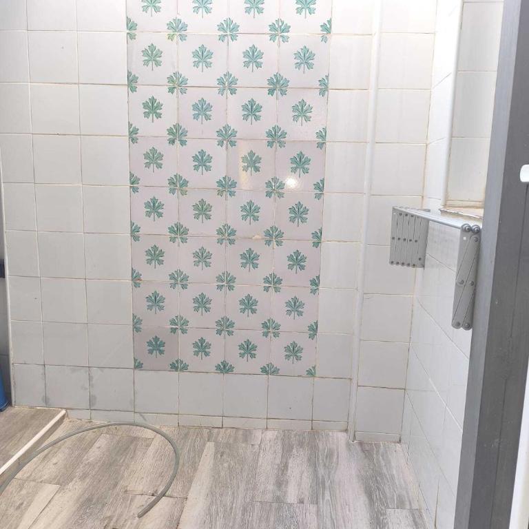 Encantador Loft Cabañal · Playa Las Arenas - Apartamento con ducha - 17