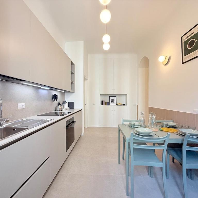 Bright and Spacious Apartment in the heart of Città Studi - Appartamento con 3 Camere da Letto - 2