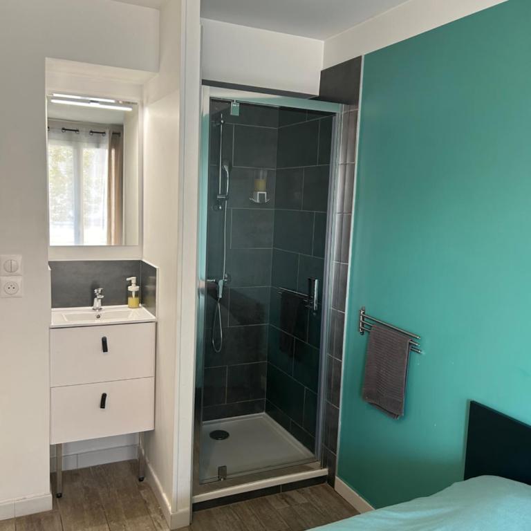 Appartements 4 chambres avec 4 salles de bains et climatisation - Appartement 4 Chambres avec Balcon - 16
