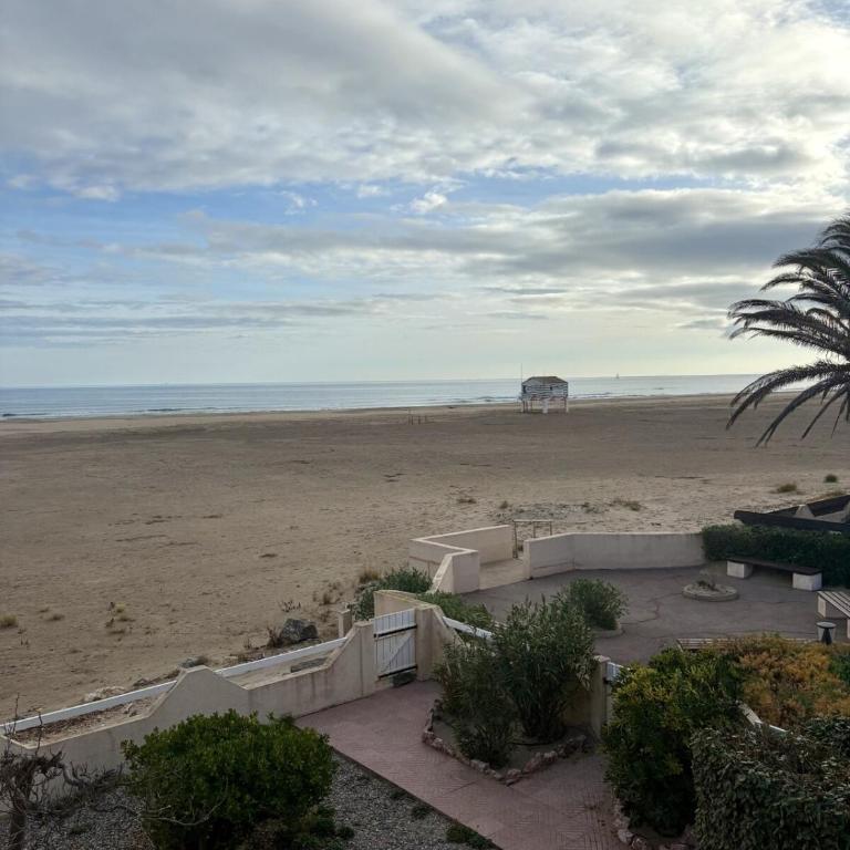 Duplex front de mer avec terrasse privée - Apartment mit 2 Schlafzimmern, Terrasse und Meerblick - 18