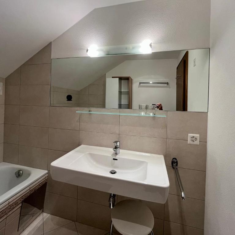 Haus am Brunnen - Apartment mit 2 Schlafzimmern - 6