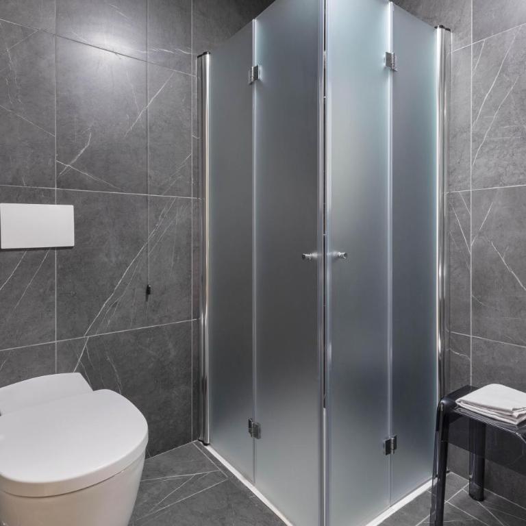 B&B Hotel Genova City Center - Camera Singola - 12