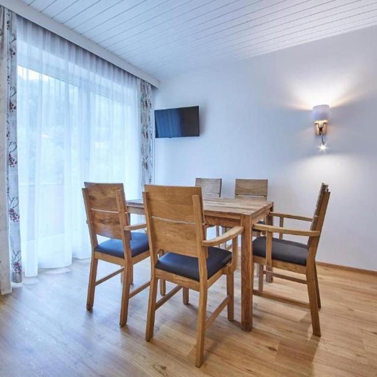 Appartement Haus Alexander, JOKERCARD INCLUDED - Two-Bedroom Standard Apartment - 3