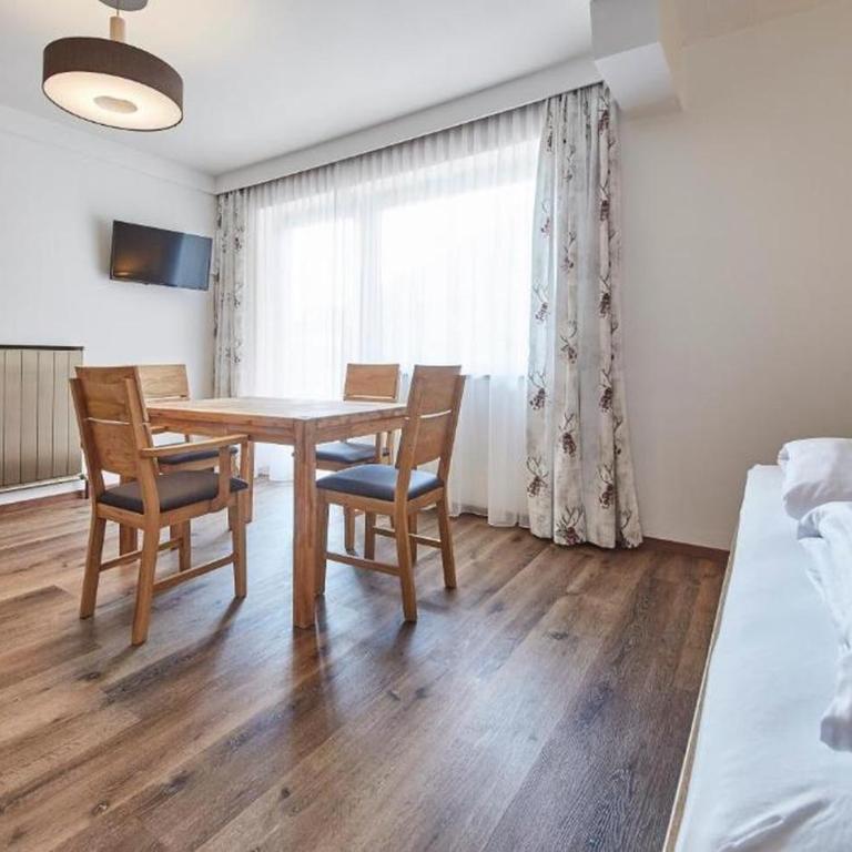 Appartement Haus Alexander, JOKERCARD INCLUDED - Two-Bedroom Family Apartment - 11