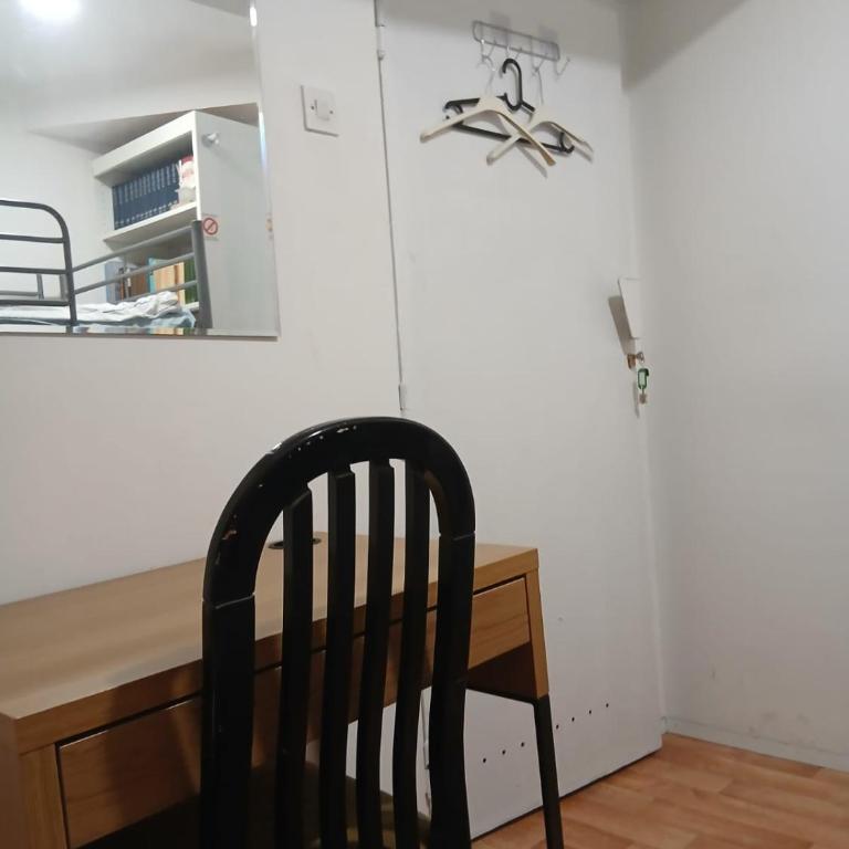 Smart hostel - Niskobudžetna Dvokrevetna Soba sa Bračnim Krevetom - 3
