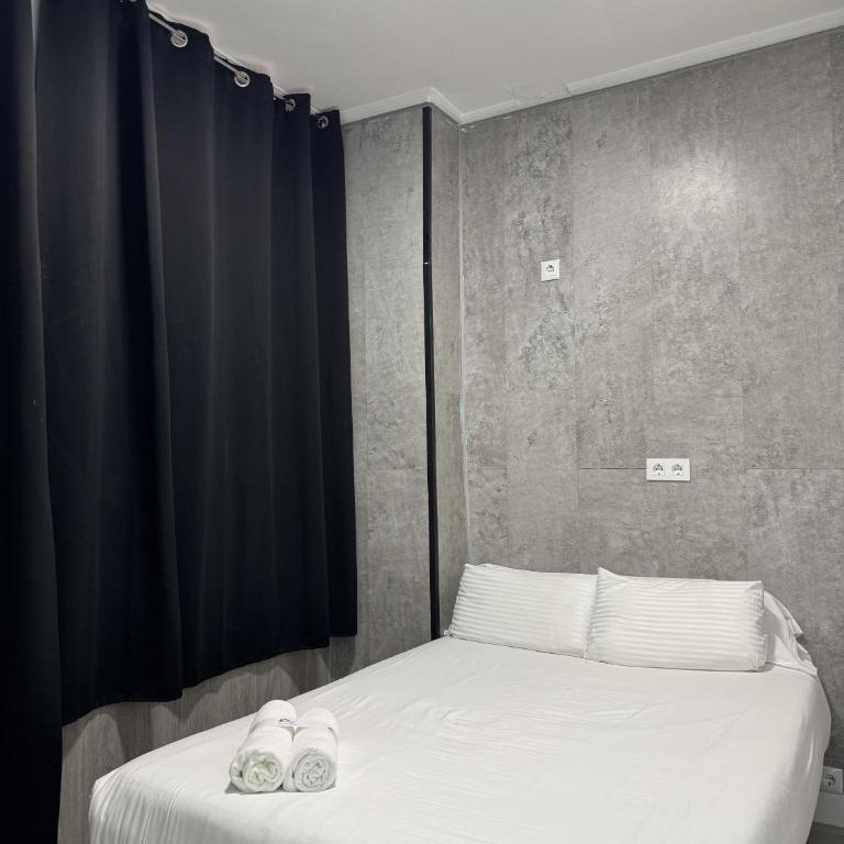 Apartamentos Day Madrid MALASAÑA I - Two-Bedroom Standard Apartment - 16